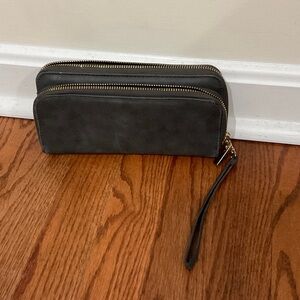 Elegant gray  Leather Wristlet